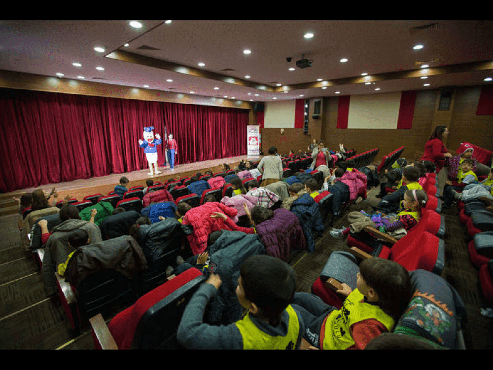 Karşıyaka Ahmet Piriştina Kültür Merkezi 