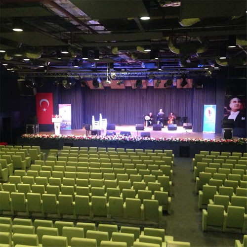 Raif Dinçkök Kültür Merkezi